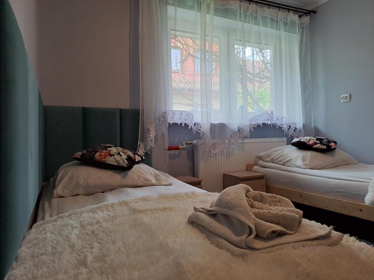 Pokoje Goscinne U Grazynki Nowy Sącz エクステリア 写真